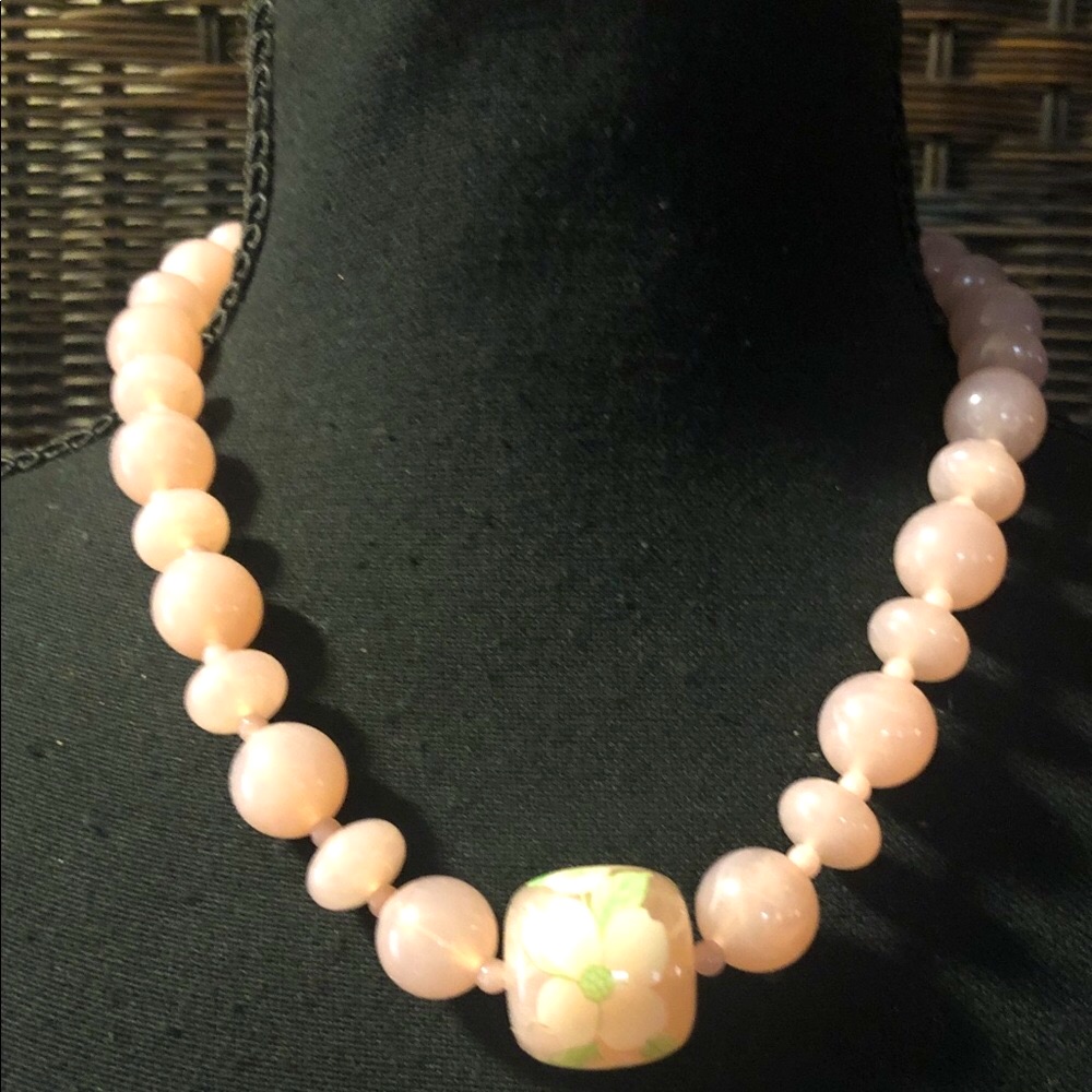 Avon Soft Pink Beaded Necklace
